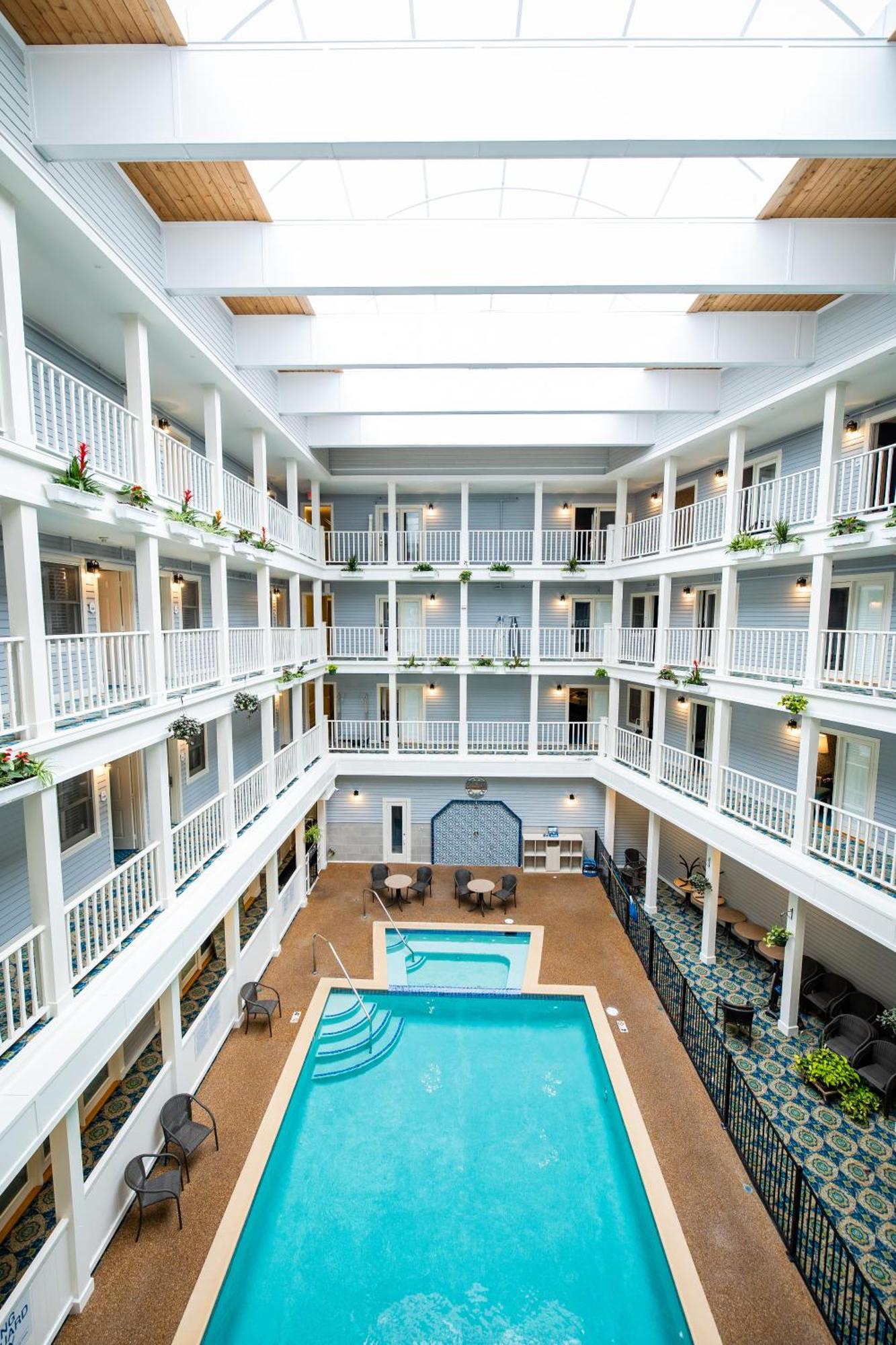 Lake View Hotel Mackinac Island Exterior photo
