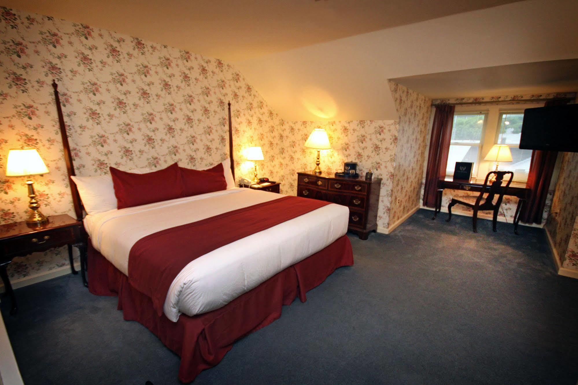 Lake View Hotel Mackinac Island Exterior photo
